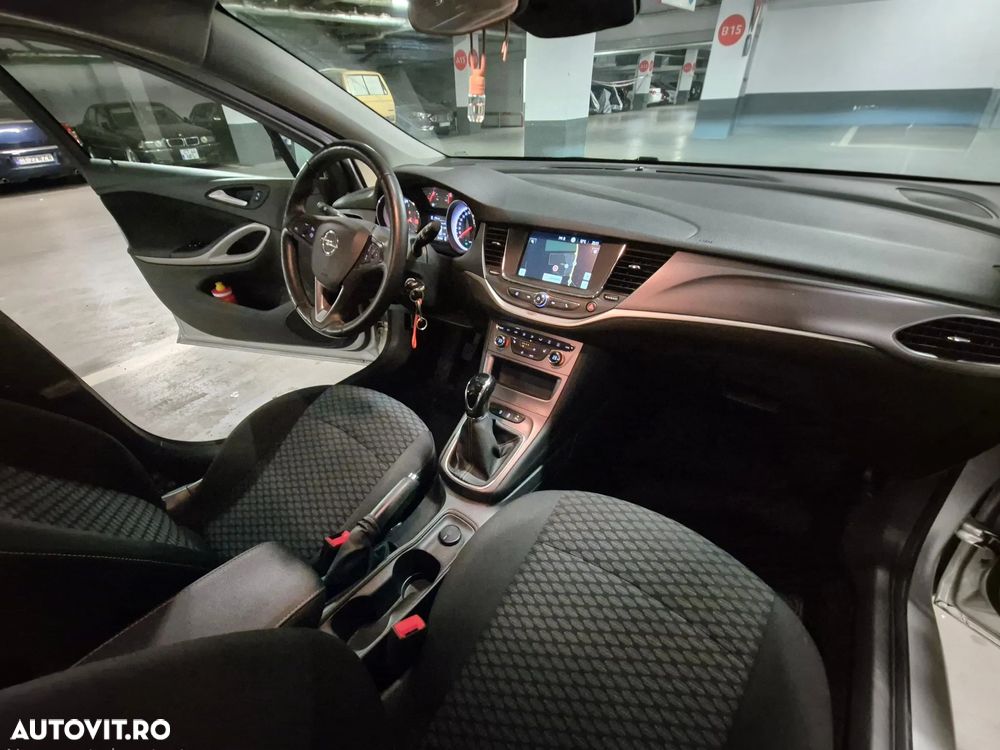 Opel Astra 1.2L Turbo Start/Stop Edition - 8