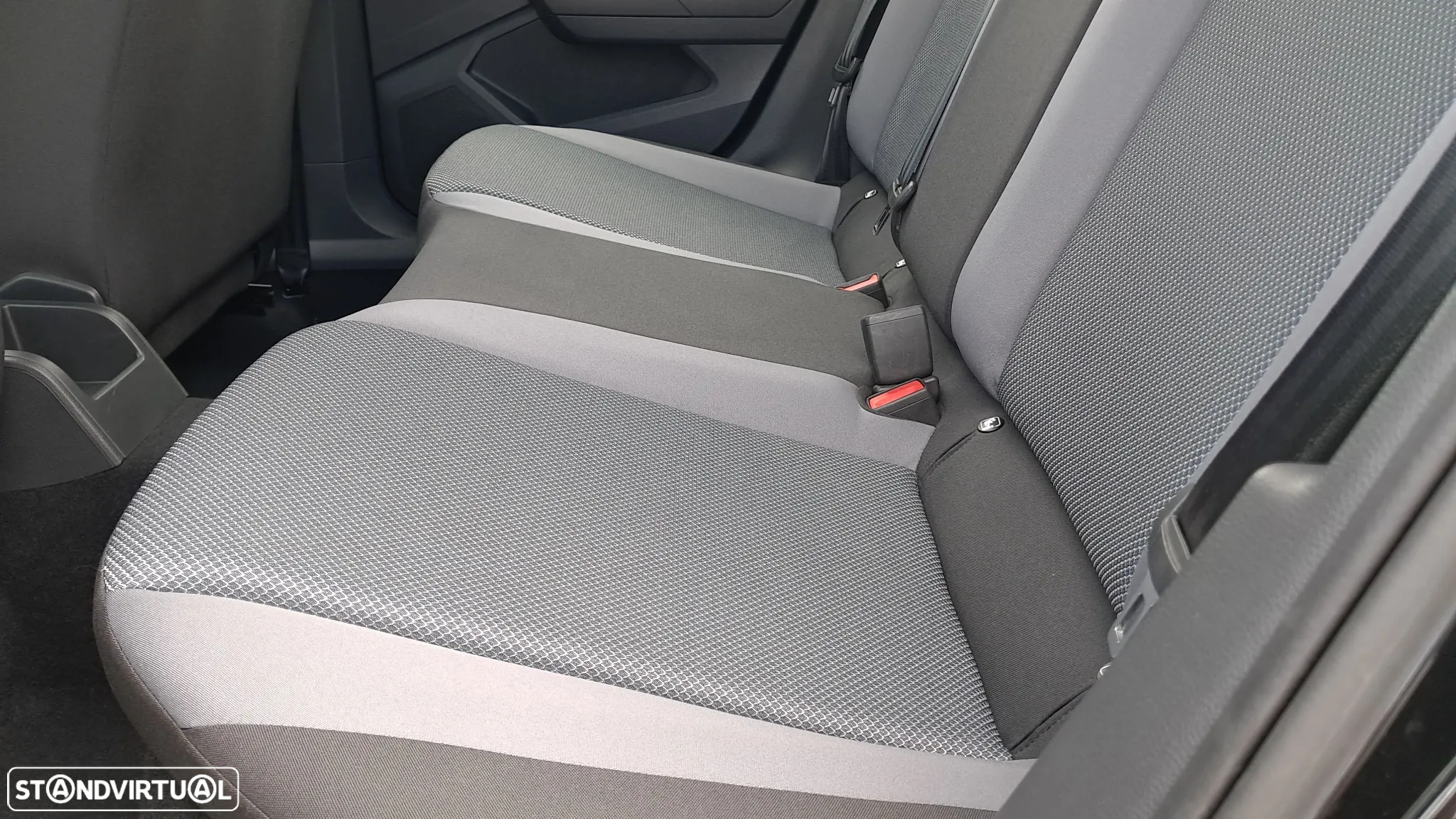 SEAT Arona 1.0 TSI Xcellence - 38