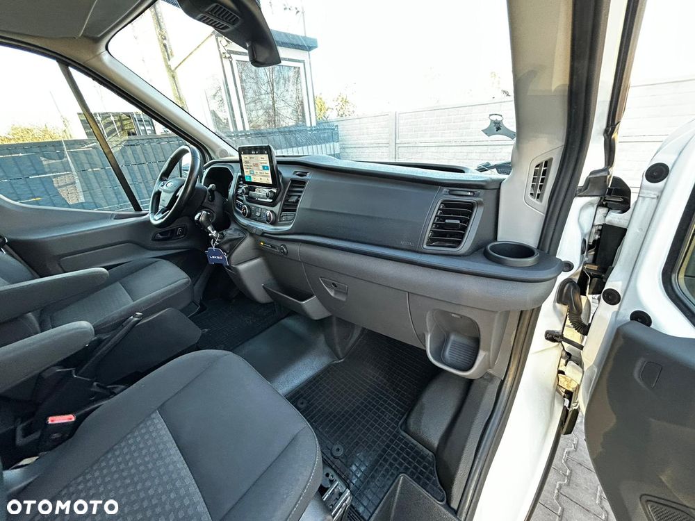 Ford Transit - 15