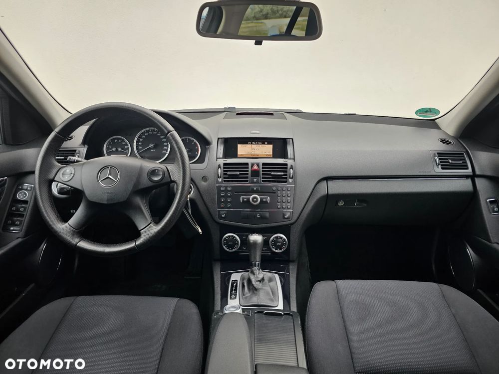 Mercedes-Benz Klasa C 220 CDI DPF Automatik - 21