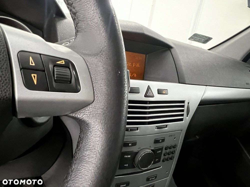Opel Astra - 14