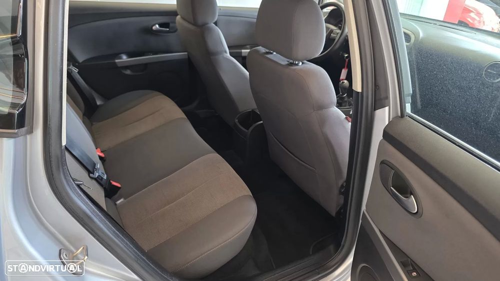 SEAT Leon 1.6 TDI Sport - 48