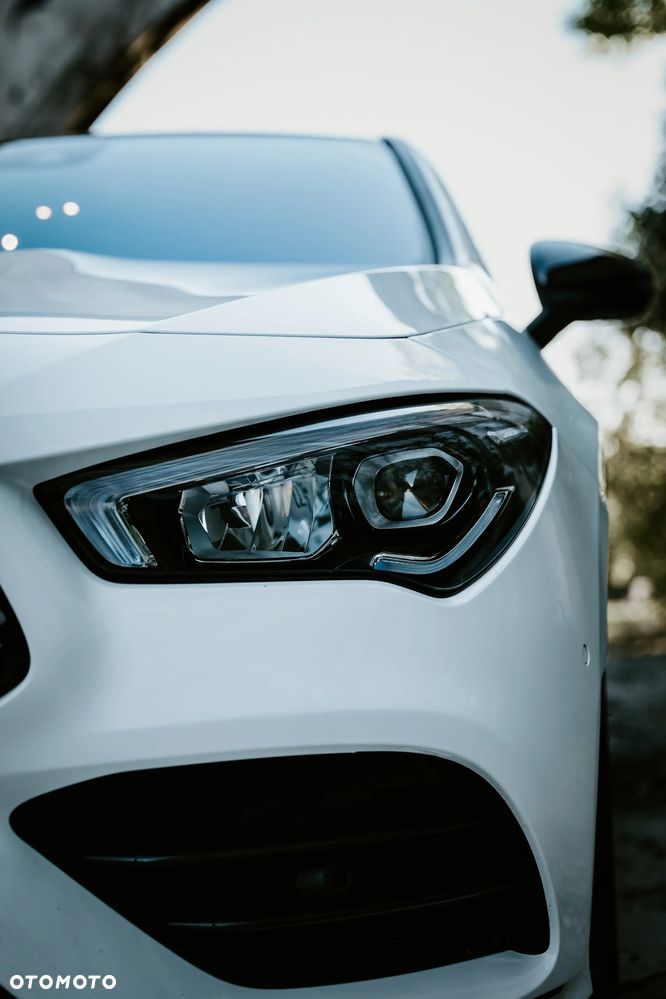 Mercedes-Benz CLA 180 AMG Line 7G-DCT - 7