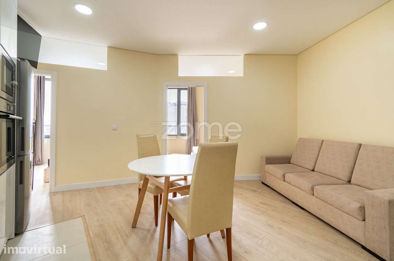 Apartamento T1+1 em plena Av. Boavista - Grande imagem: 4/21