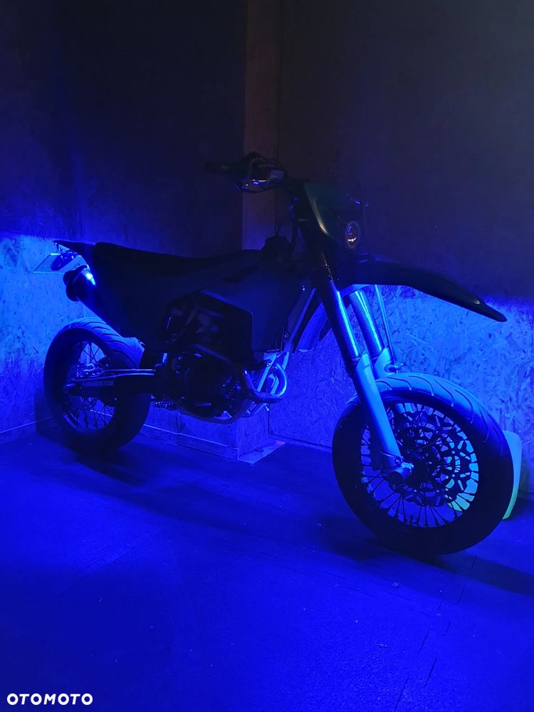 Husqvarna FE - 12