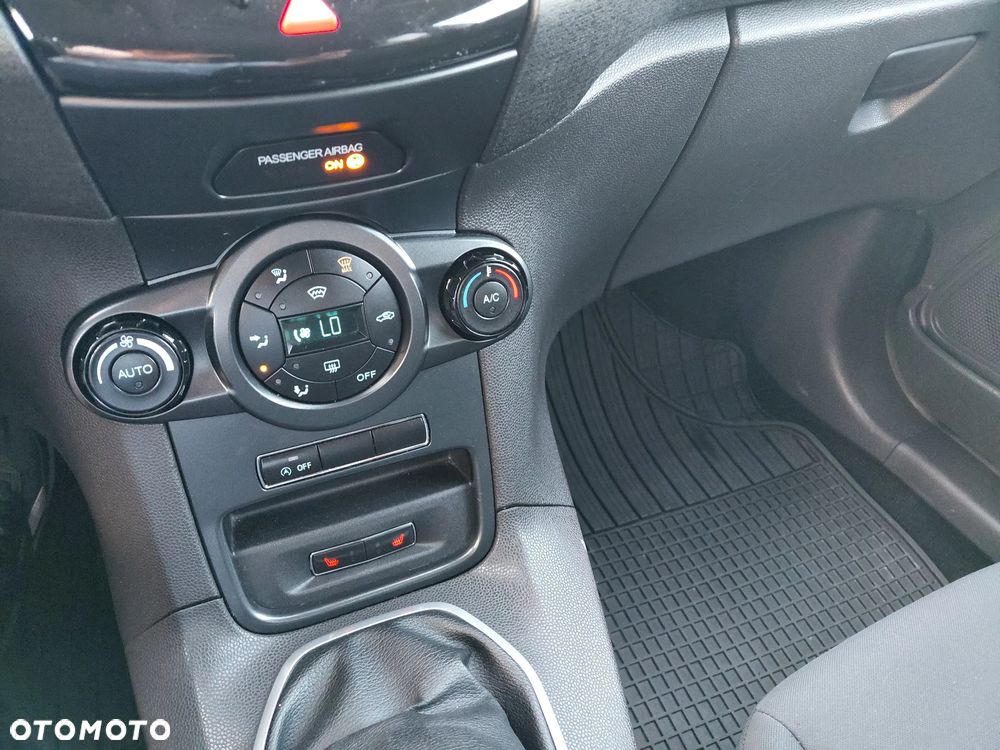Ford Fiesta 1.6 TDCi ECOneticTitanium ASS - 4