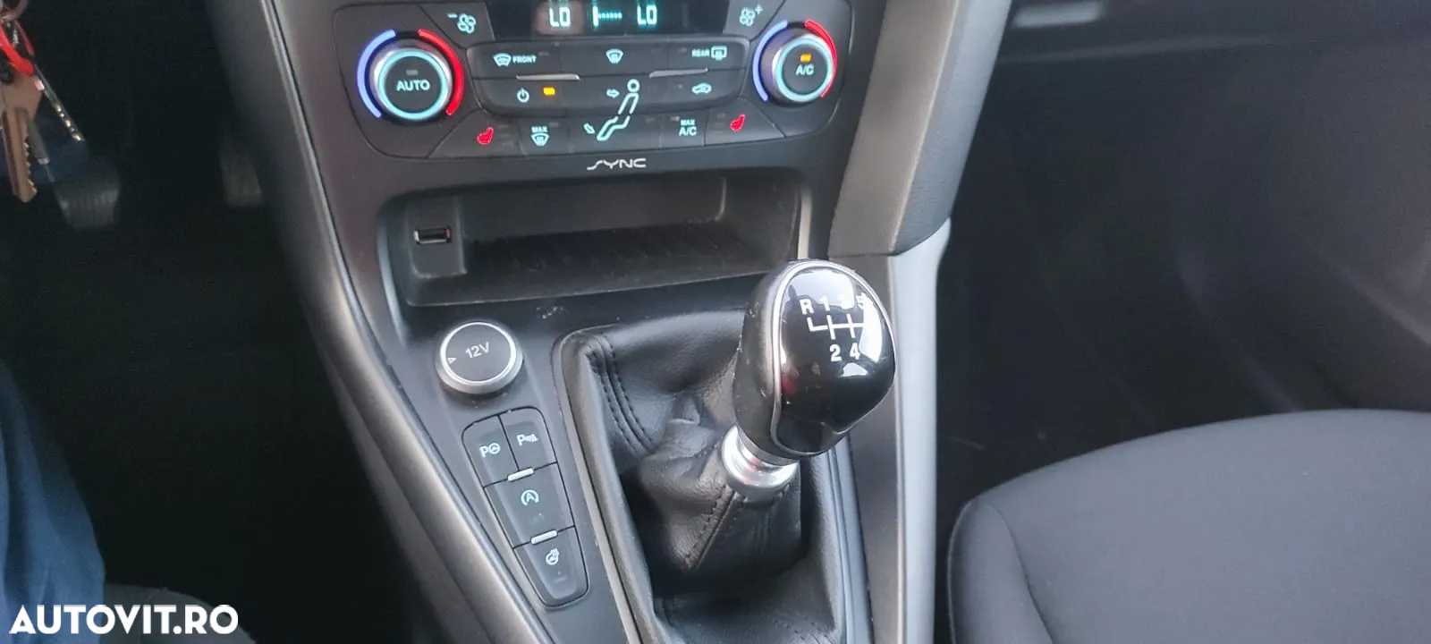Ford Focus 1.5 TDCi Titanium - 8