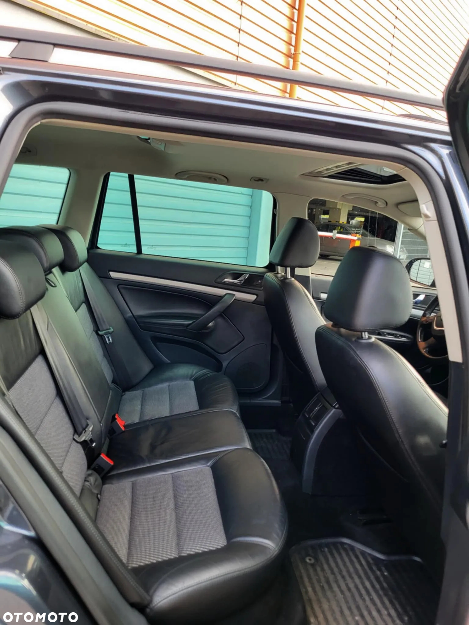 Skoda Octavia 1.8 TSI DSG Elegance - 10