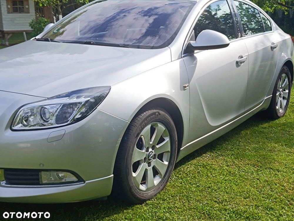 Opel Insignia 2.0 Turbo 4x4 Cosmo - 3