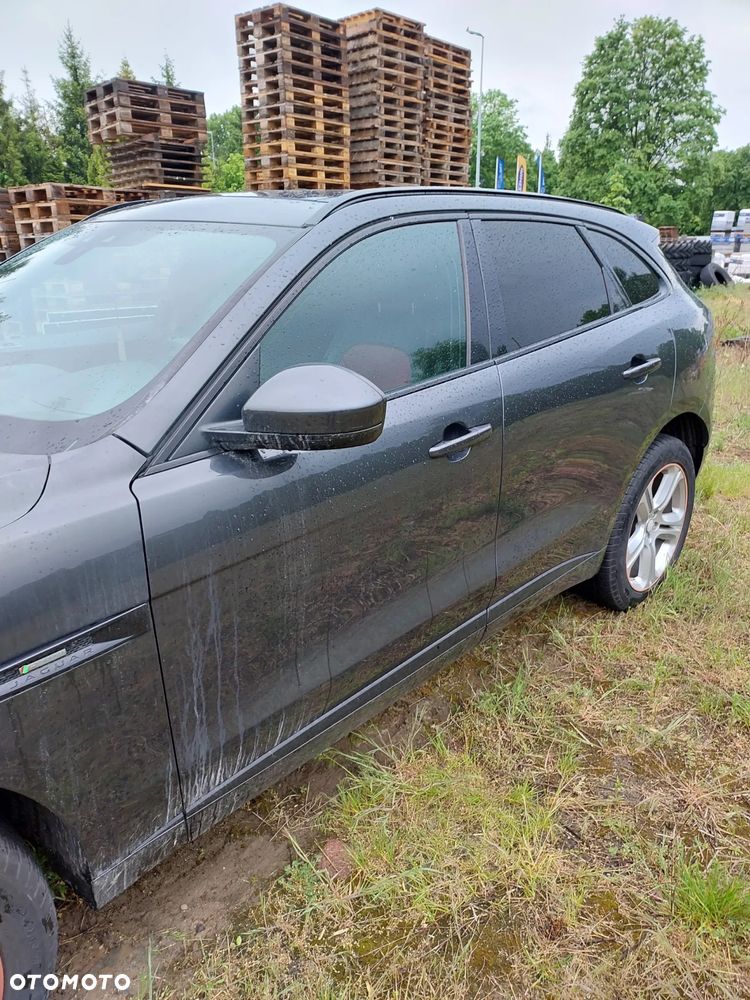 Jaguar F-Pace 20d AWD R-Sport - 4