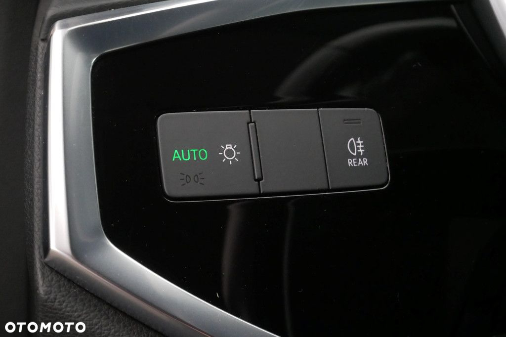 Audi Q3 - 22