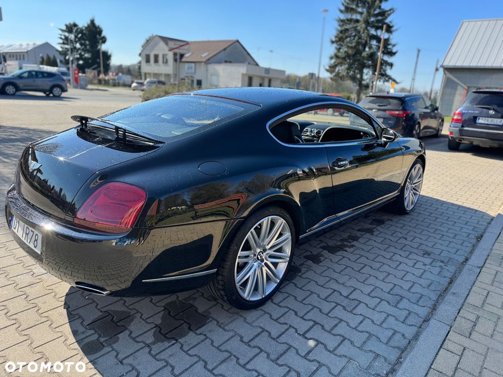 Bentley Continental GT Standard - 25