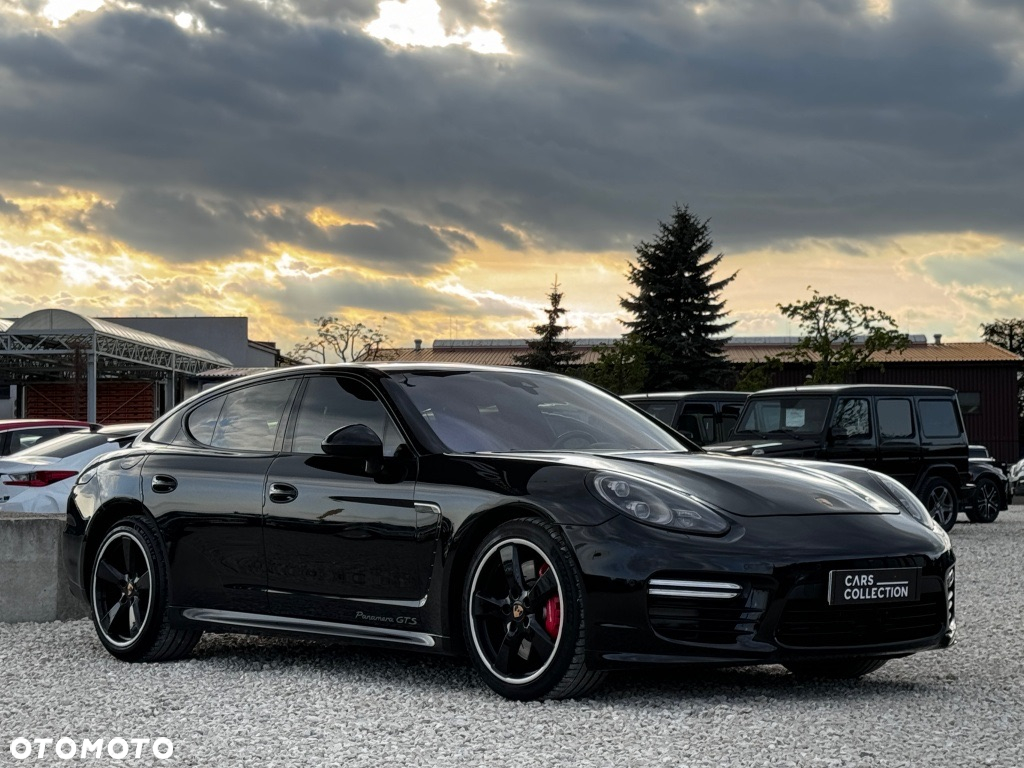 Porsche Panamera GTS PDK - 2
