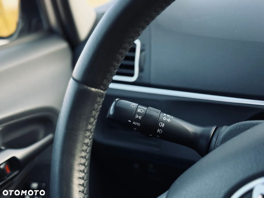 Toyota Verso 1.6 D-4D 5-Sitzer Start/Stop Skyview Edition - 33