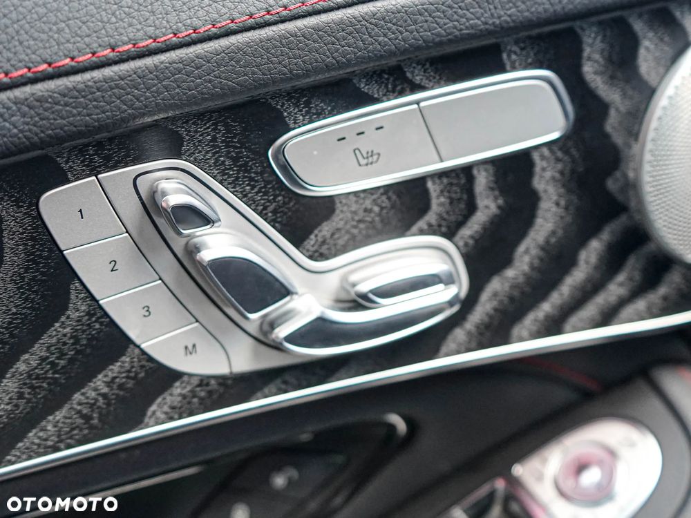 Mercedes-Benz GLC - 17