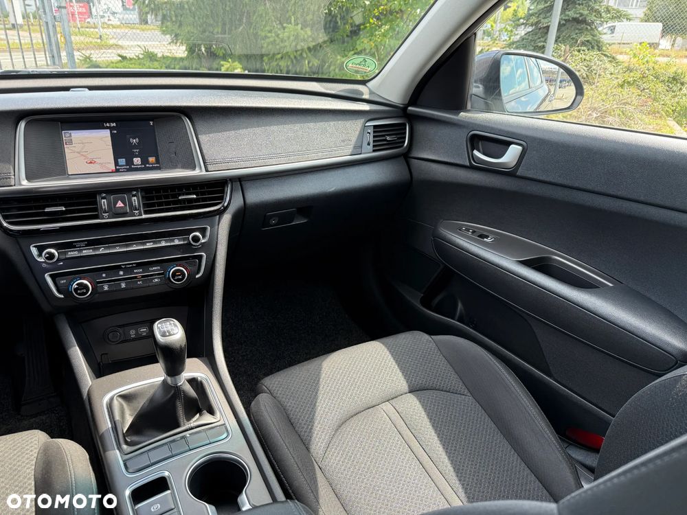Kia Optima - 25