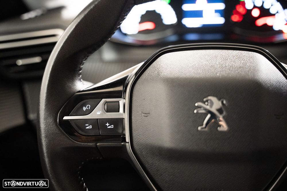 Peugeot 208 1.2 PureTech Active - 19