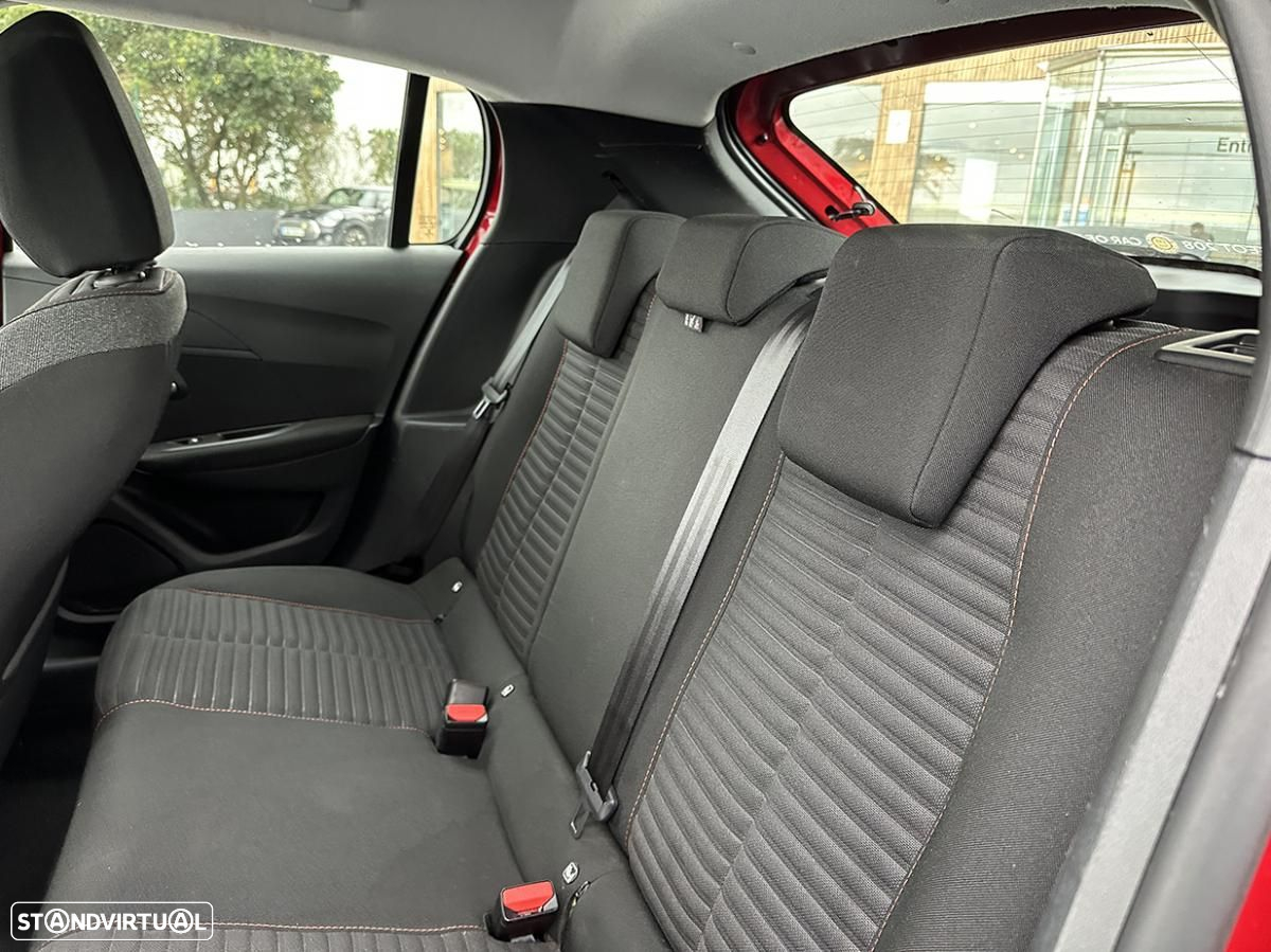 Peugeot e-208 Active - 37