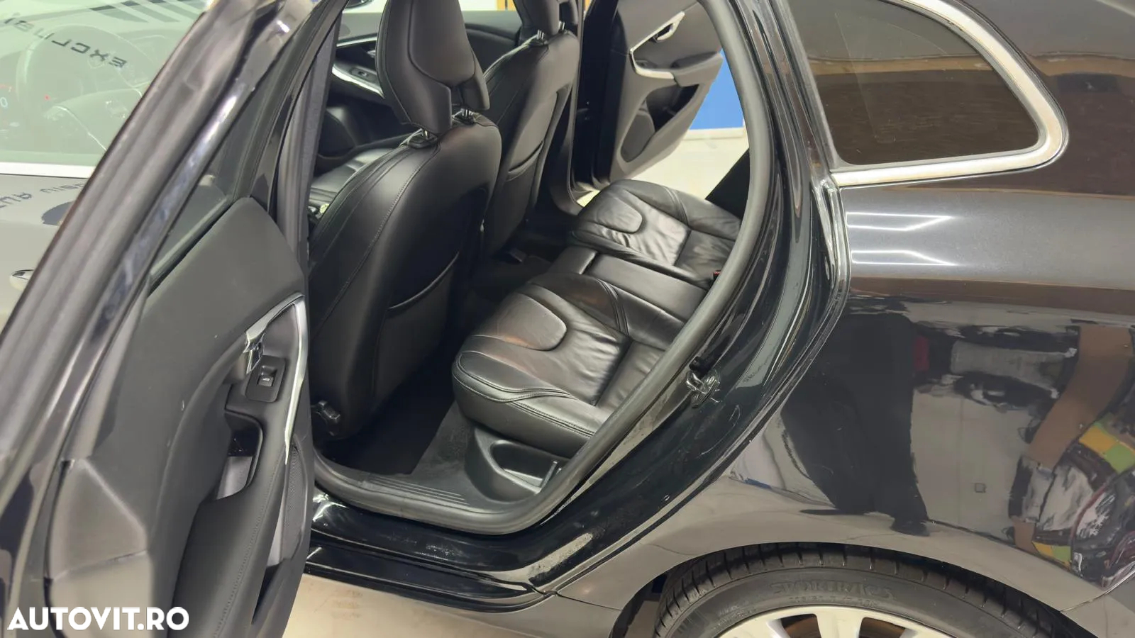 Volvo V40 D2 - 13