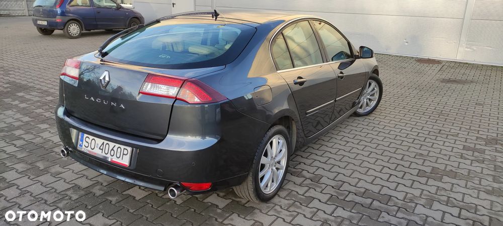 Renault Laguna dCi 180 FAP Initiale - 14