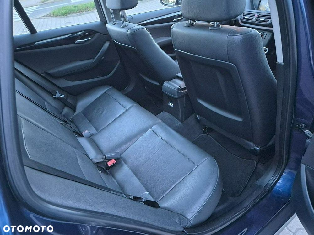 BMW X1 xDrive23d - 27