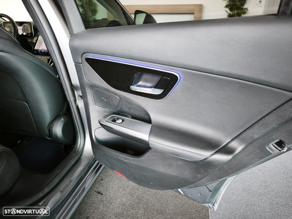 Mercedes-Benz C 300 d 9G-TRONIC Avantgarde Advanced - 22