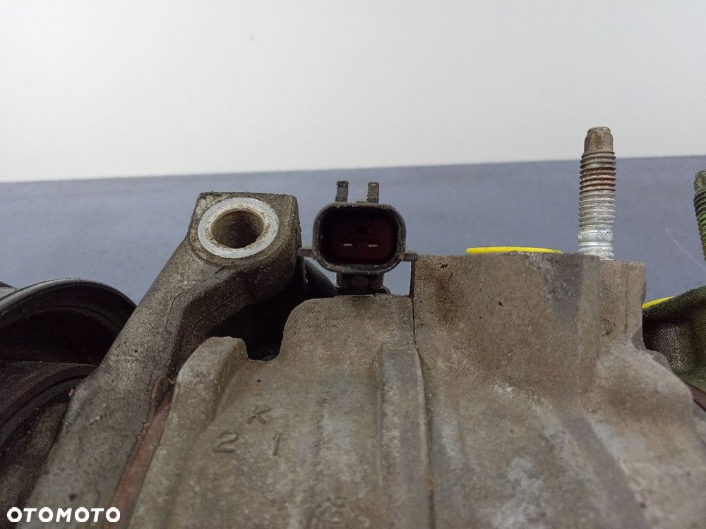 GRAND CHEROKEE WK2 3.0 CRD SPRĘŻARKA KLIMATYZACJI - 5