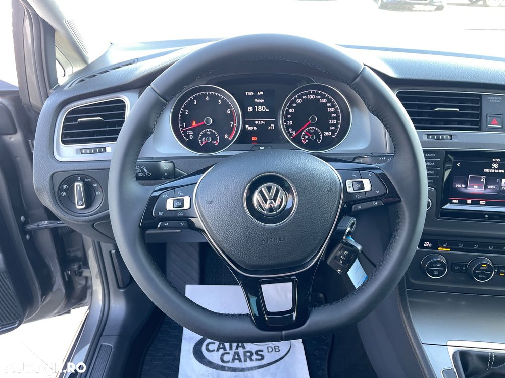Volkswagen Golf 1.2 TSI BMT Comfortline - 37