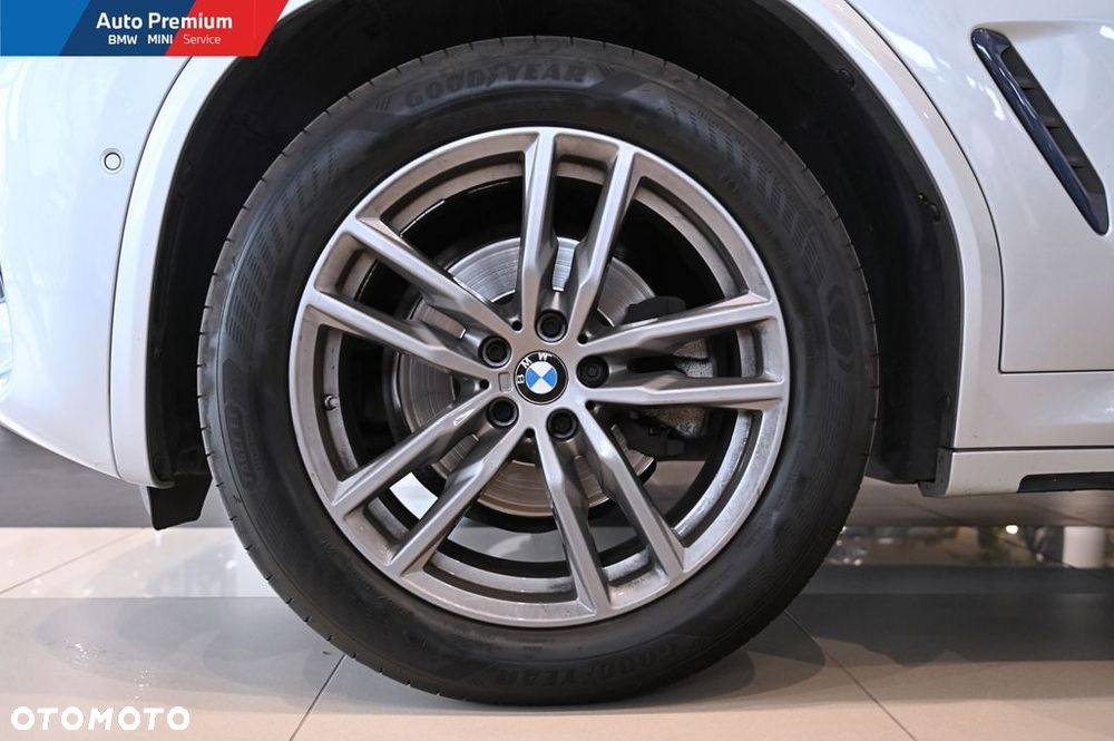 BMW X4 xDrive20i sport - 22