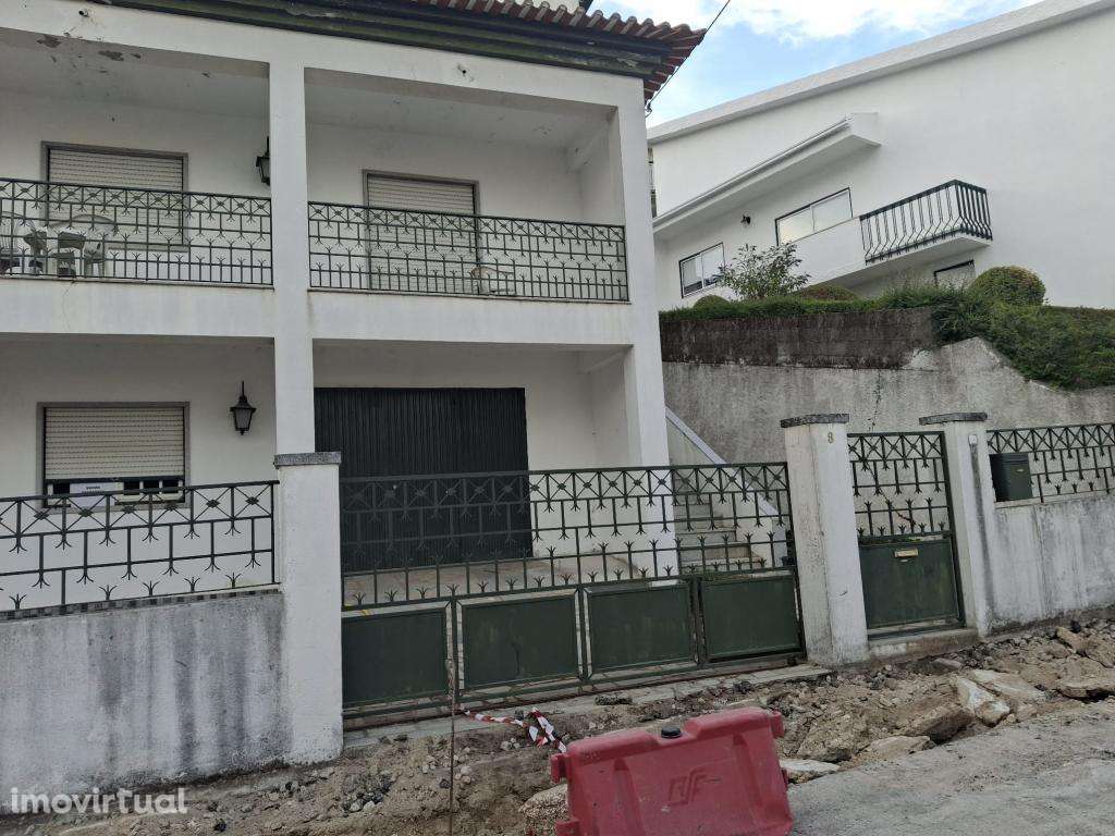Grande Moradia para Venda na Guarda - Grande imagem: 2/20