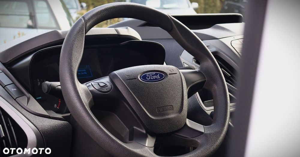 Ford Transit - 10