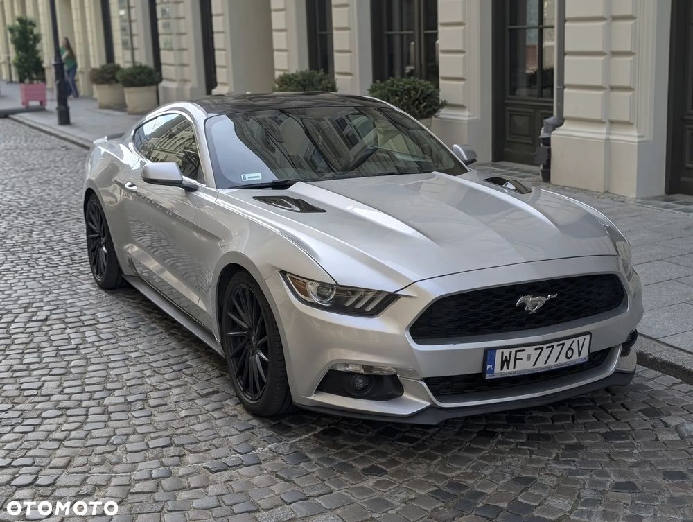 Ford Mustang 2.3 EcoBoost - 16
