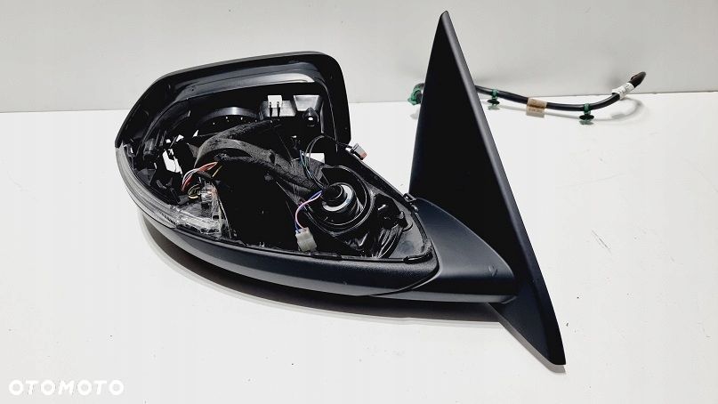 LUSTERKO PRAWE AUDI Q8 15PIN EUROPA - 2