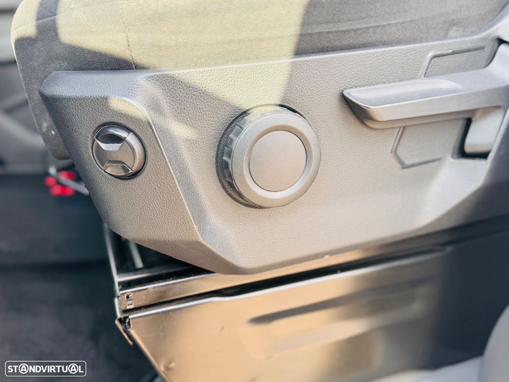 VW Crafter 2.0 TDI 140HP 35 MWB HRF - 25