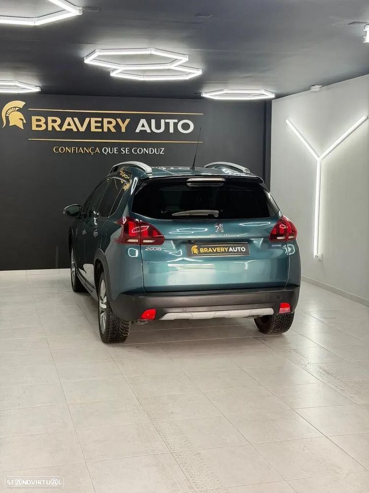 Peugeot 2008 1.2 PureTech Crossway - 6