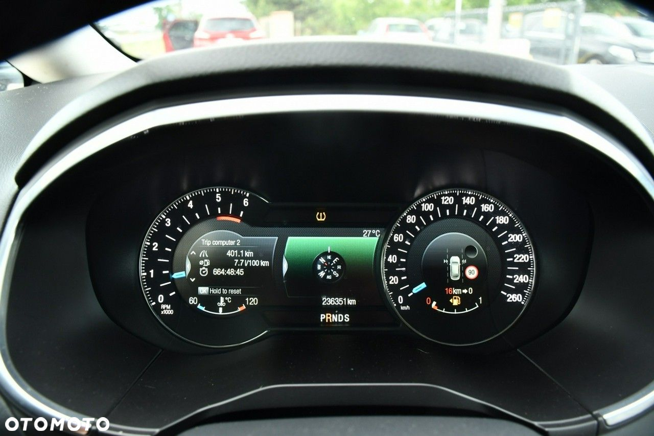 Ford Galaxy 2.0 TDCi Titanium - 35
