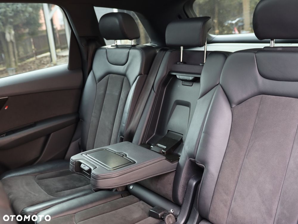Audi Q7 - 34