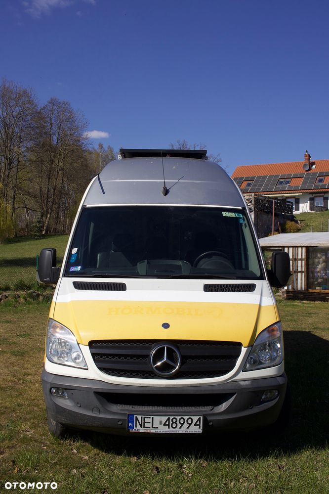 Mercedes-Benz Sprinter - 2