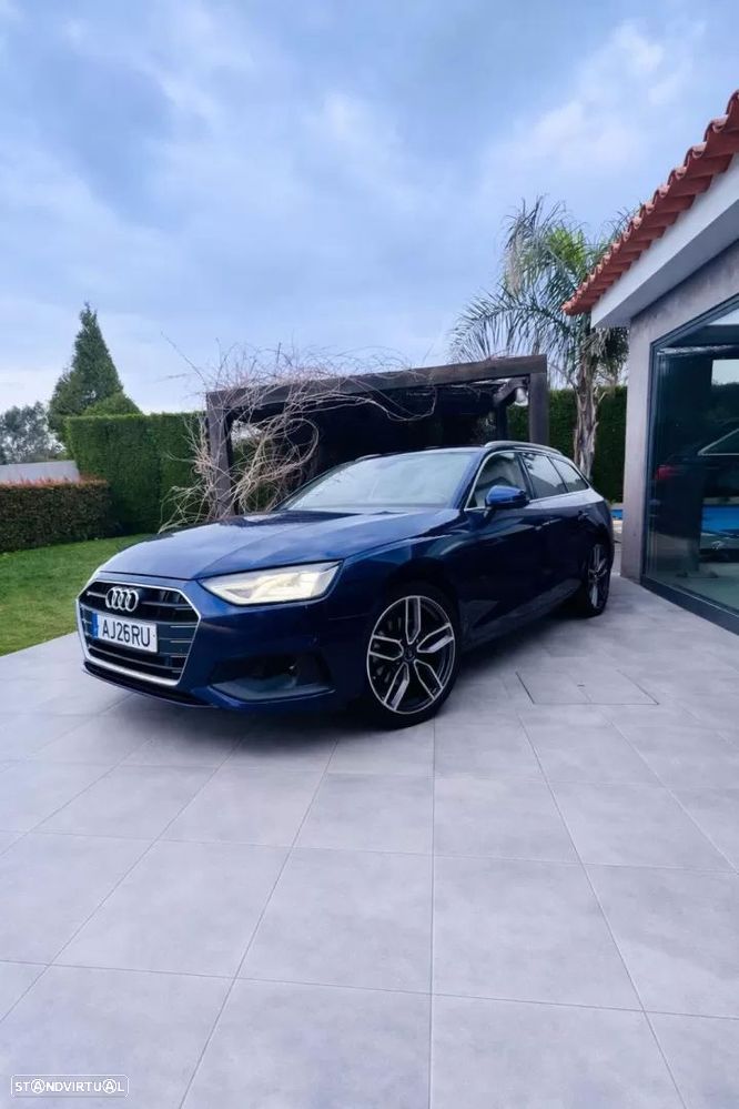 Audi A4 Avant 30 TDI Advanced S tronic - 2