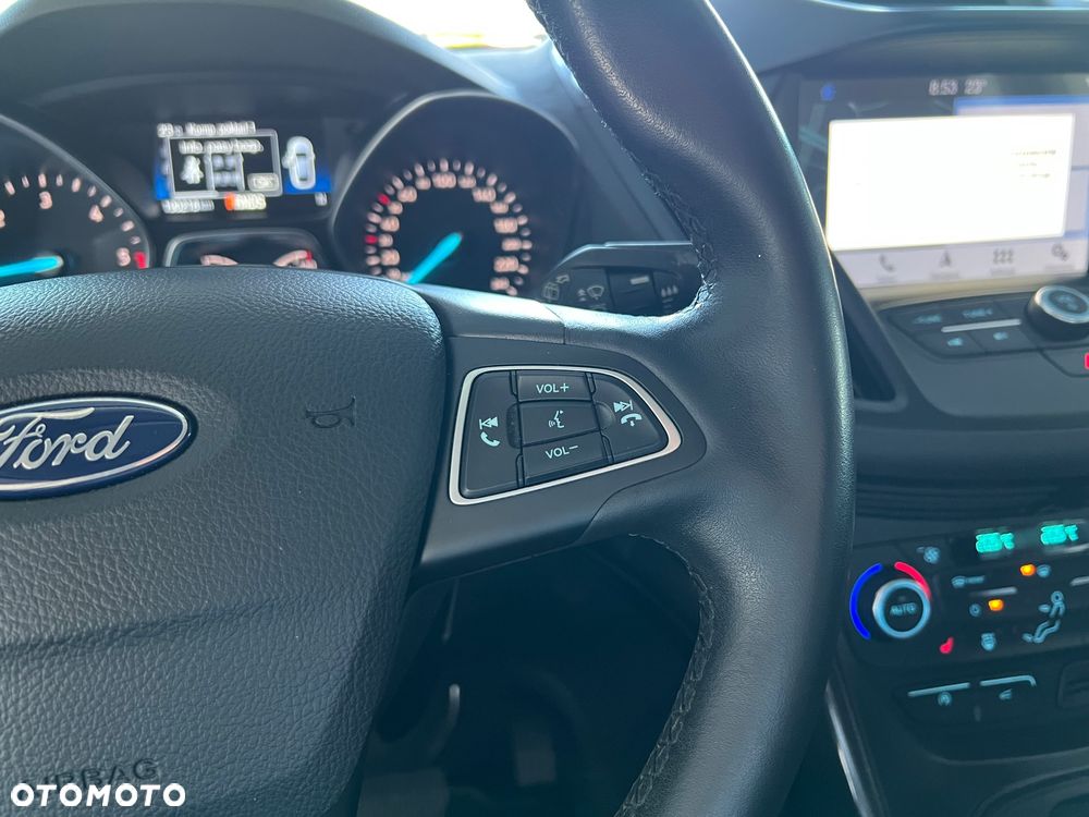 Ford Kuga 2.0 TDCi FWD Titanium - 25