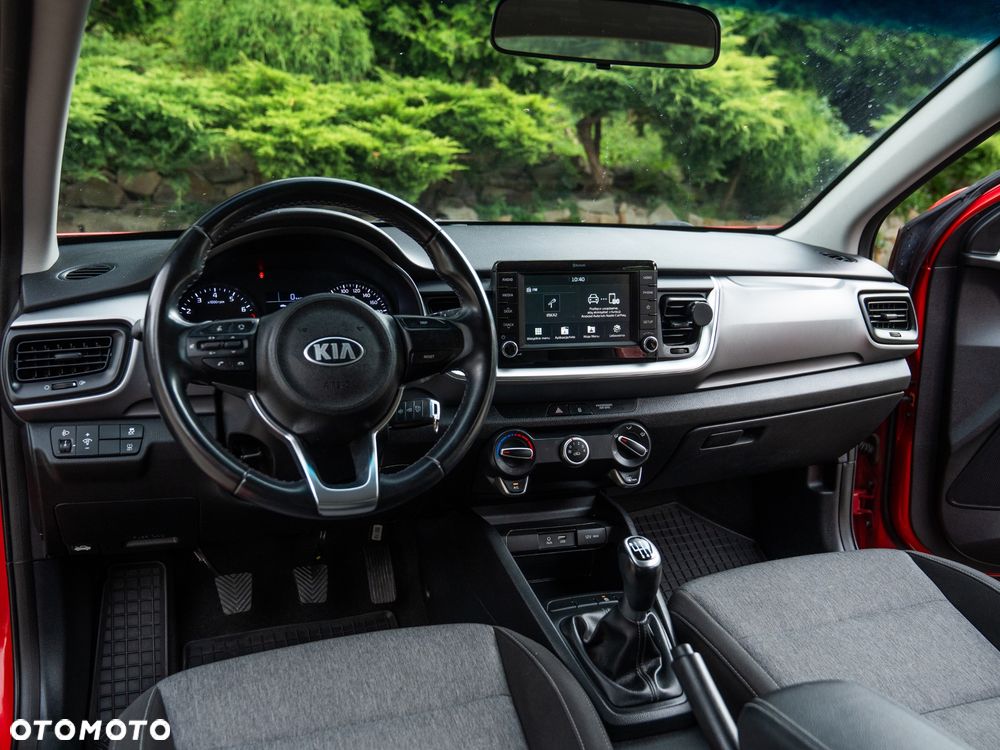 Kia Stonic 1.4 L - 28