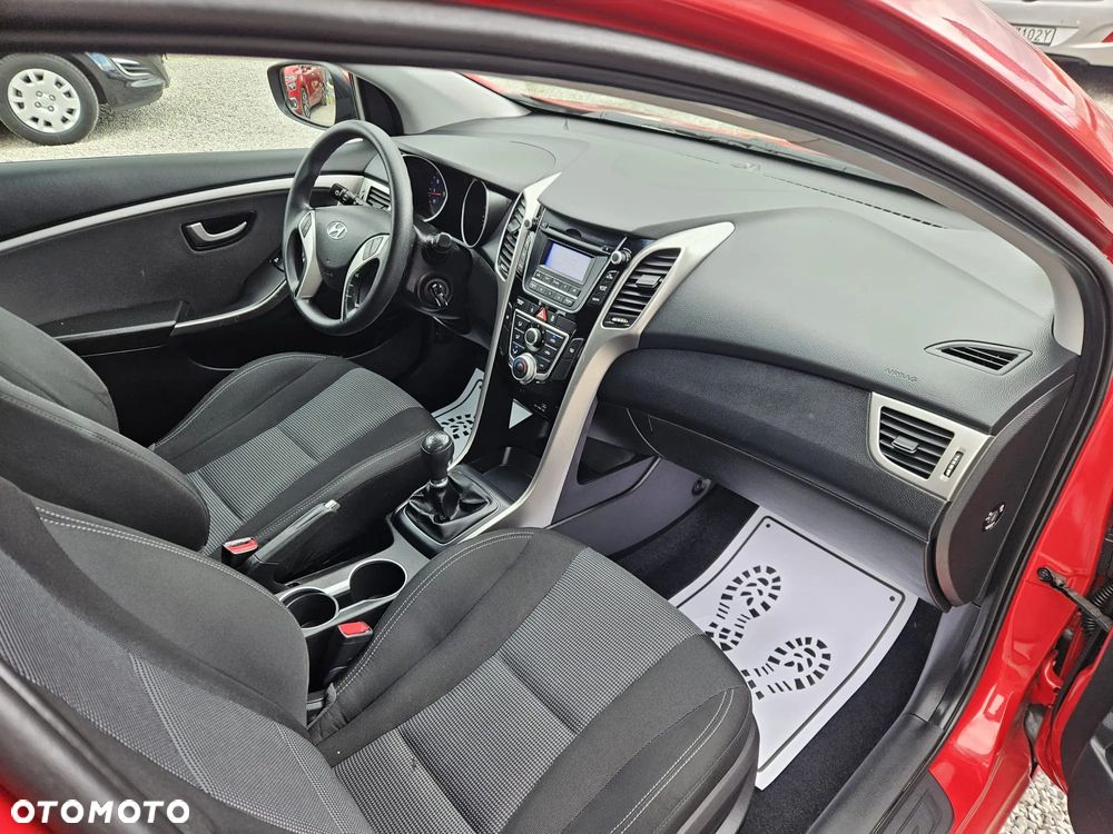 Hyundai i30 blue 1.4 Classic - 22