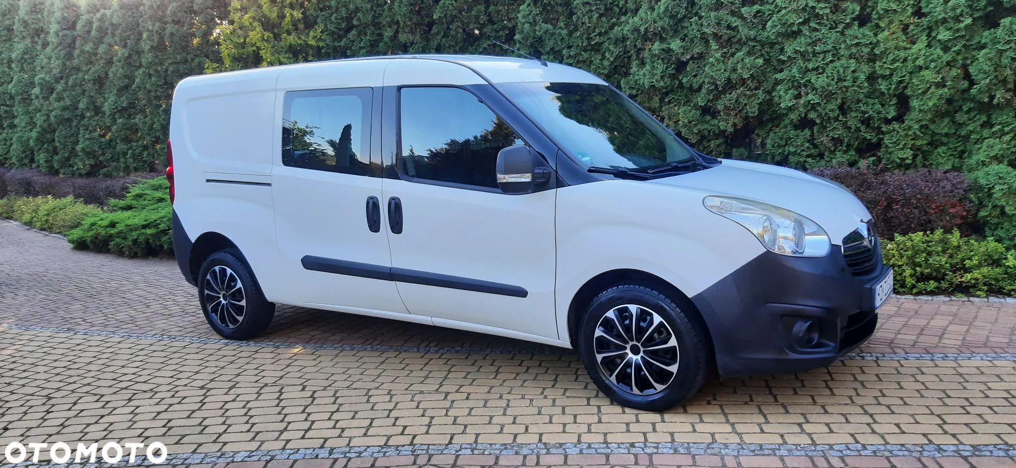 Opel COMBO - 1