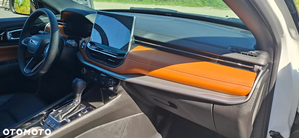 Jeep Compass - 18