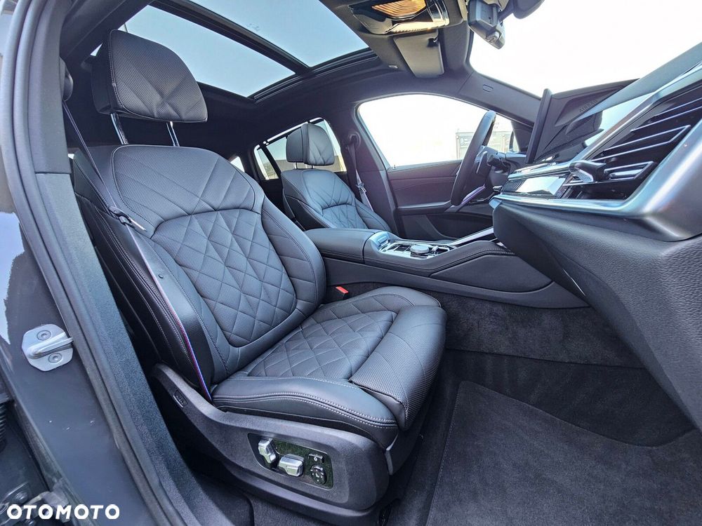 BMW X6 xDrive40d mHEV - 16