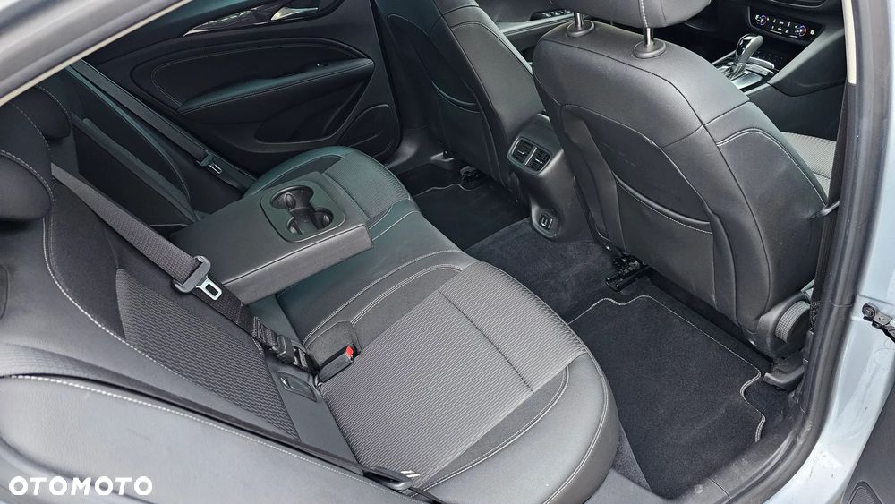 Opel Insignia 2.0 CDTI Elite S&S - 17