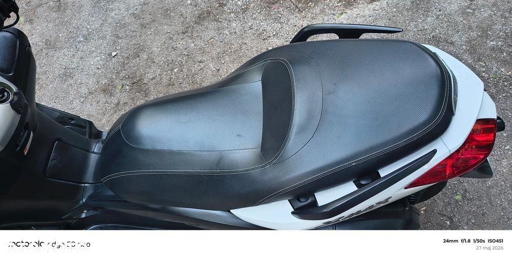 Yamaha X-max - 11