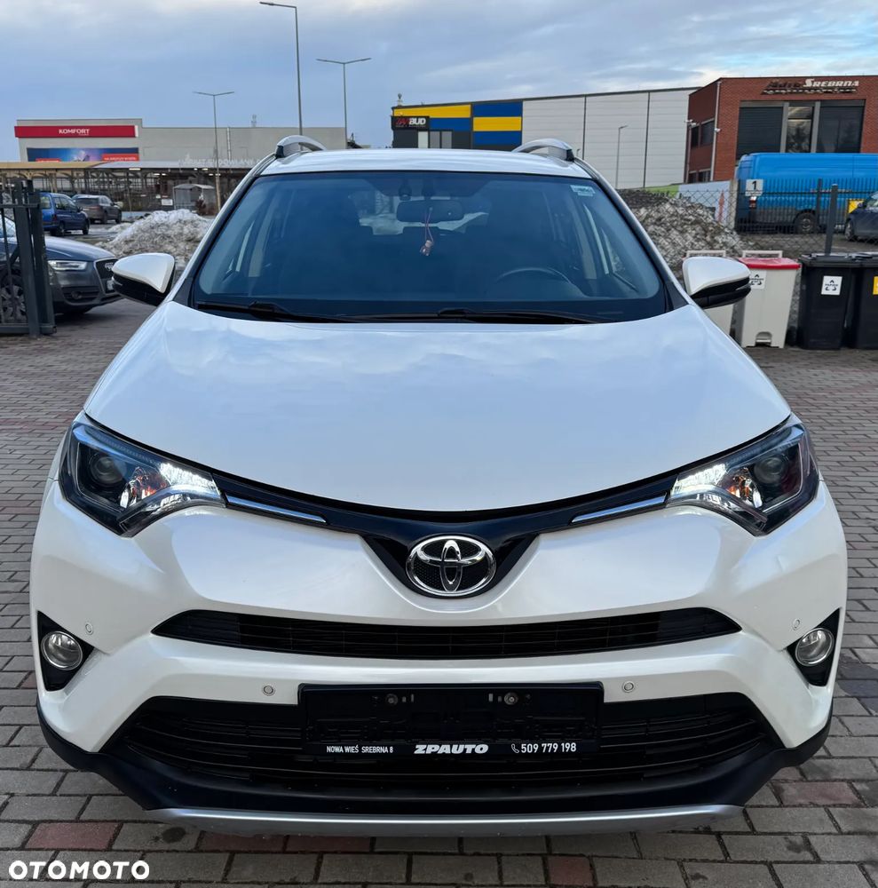 Toyota RAV4 - 5