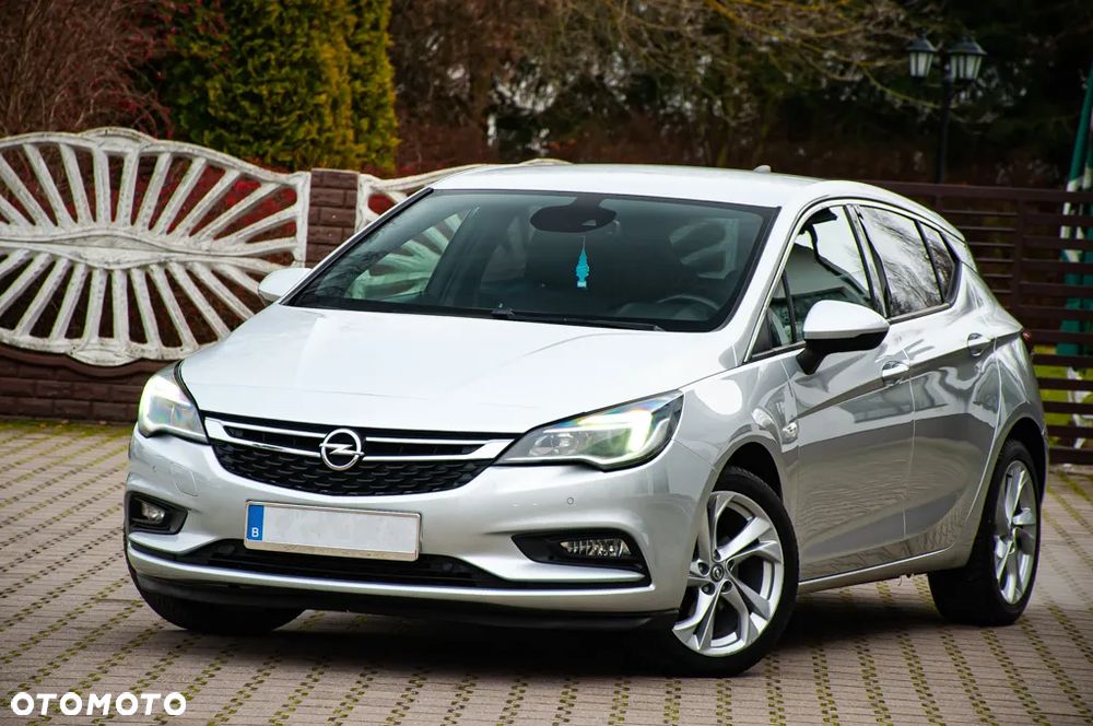 Opel Astra 1.4 Turbo Innovation - 3