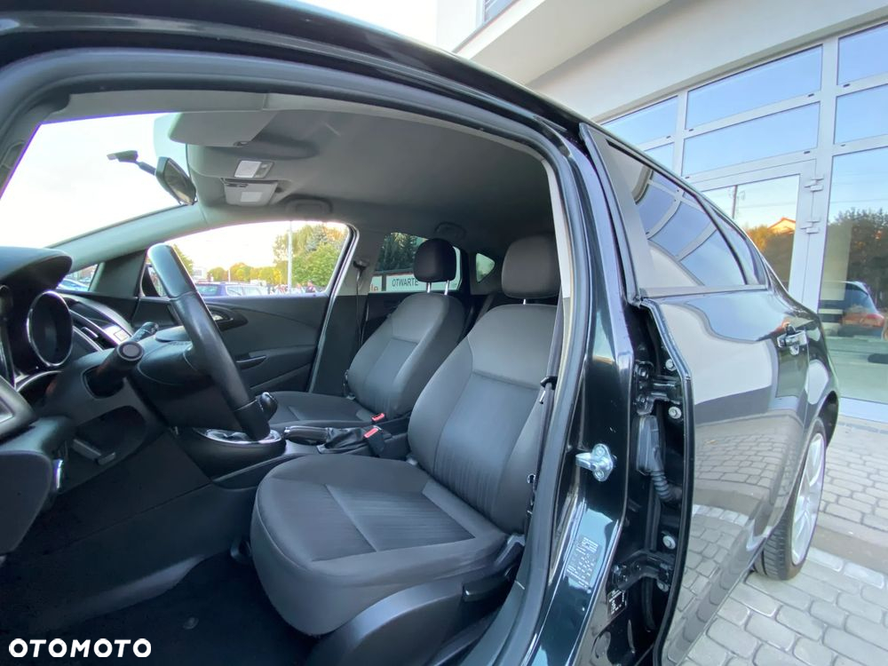 Opel Astra III 1.6 - 10